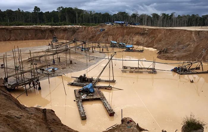 Fiscalía advierte que mineros ilegales posiblemente financien a candidatos de partidos políticos